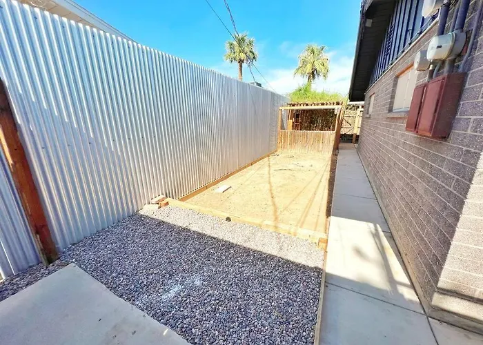 Urban Explorer: 2br Asu & Mill * Tempe